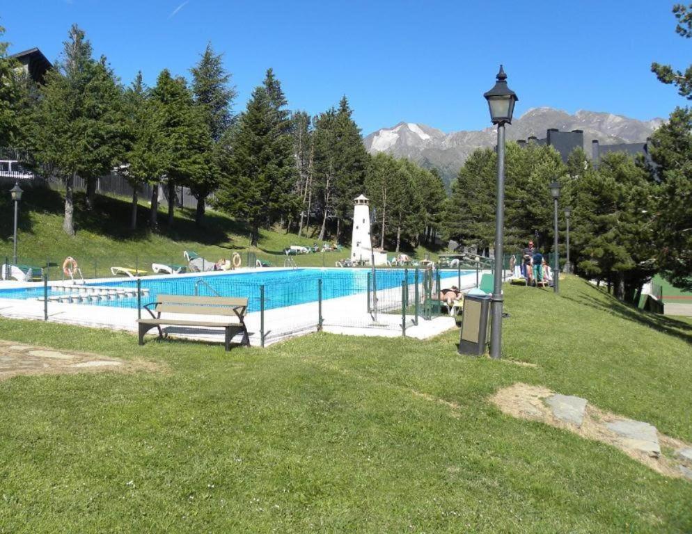 Estudio En Formigal Con Vistas A Las Pistas De Esqui Y Garaje - Esquia Sin Llaves Luaran gambar
